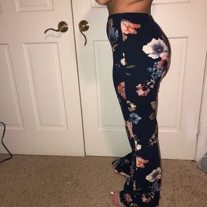 Floral flare leggings